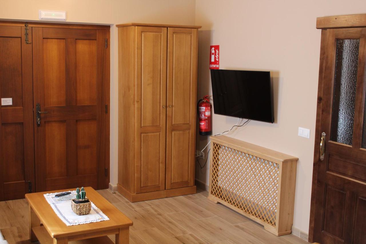 Apartamentos Casa Cerolleiro Castropol Eksteriør billede