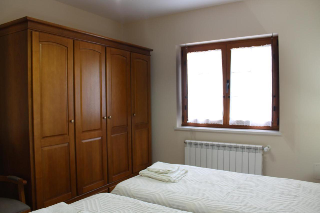 Apartamentos Casa Cerolleiro Castropol Eksteriør billede