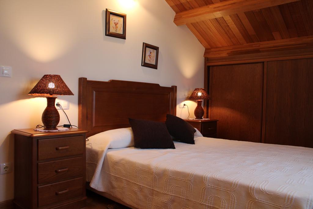 Apartamentos Casa Cerolleiro Castropol Eksteriør billede