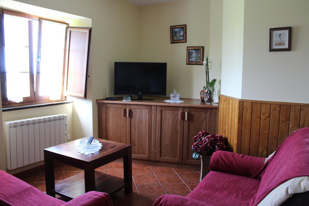 Apartamentos Casa Cerolleiro Castropol Eksteriør billede