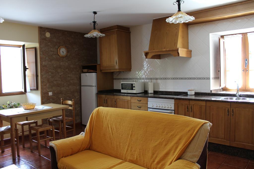 Apartamentos Casa Cerolleiro Castropol Eksteriør billede