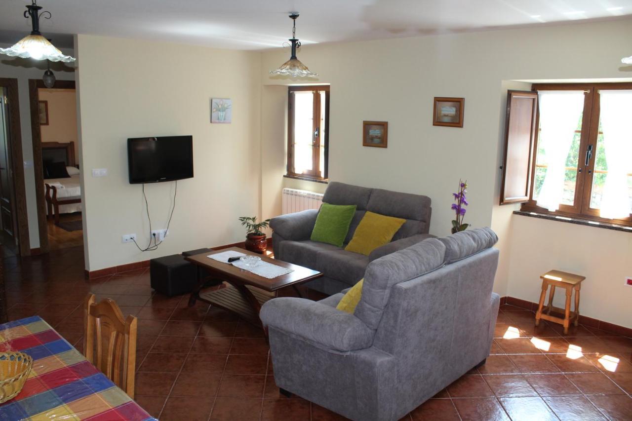 Apartamentos Casa Cerolleiro Castropol Eksteriør billede