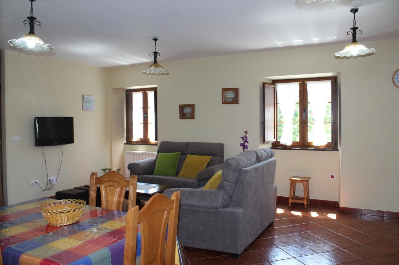 Apartamentos Casa Cerolleiro Castropol Eksteriør billede